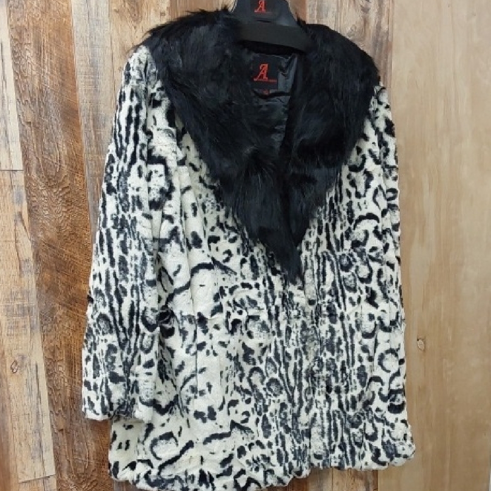 Adrienne Landau Black and White Animal Print Coat Soft 2X